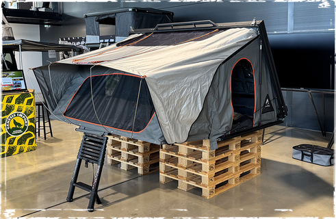 Alu-Cab Dachzelt "Family" für 4 Personen Schwarz